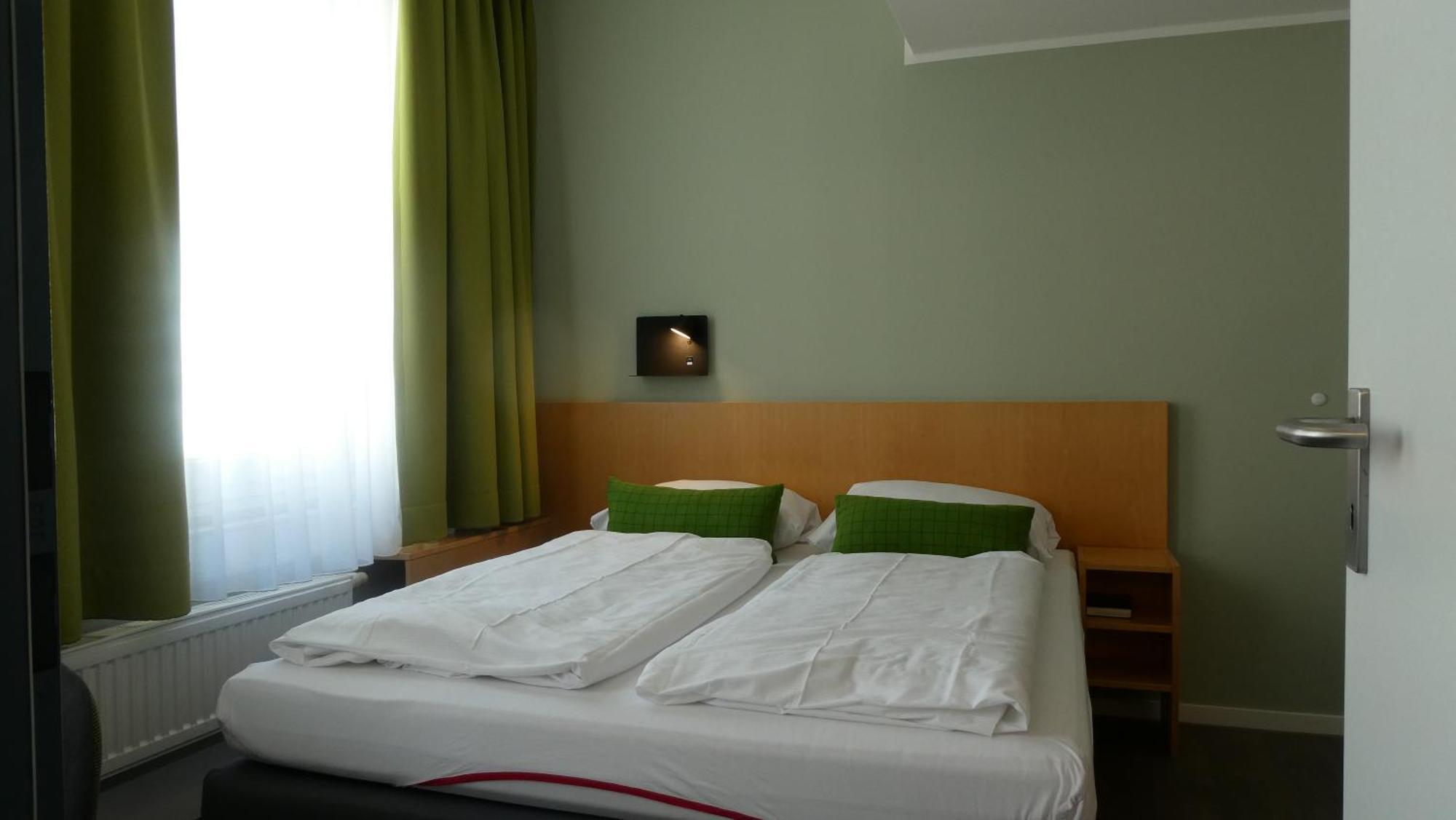 Cvjm Duesseldorf Hotel & Tagung Exteriör bild