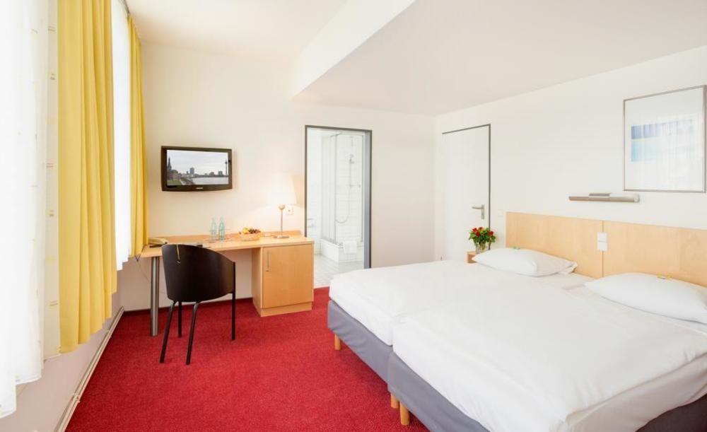 Cvjm Duesseldorf Hotel & Tagung Exteriör bild