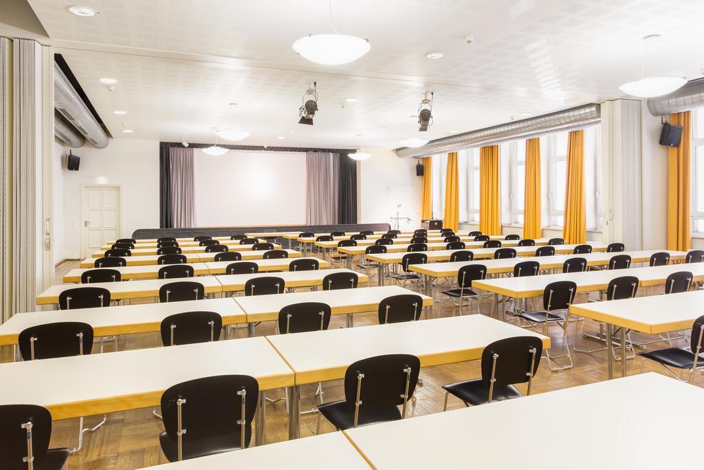 Cvjm Duesseldorf Hotel & Tagung Exteriör bild