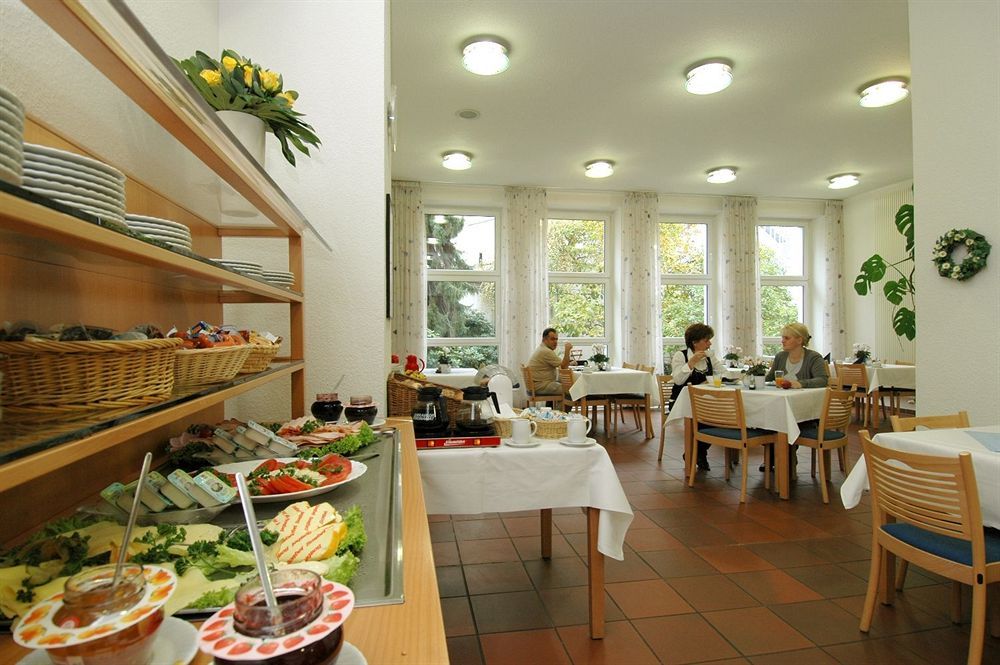 Cvjm Duesseldorf Hotel & Tagung Exteriör bild