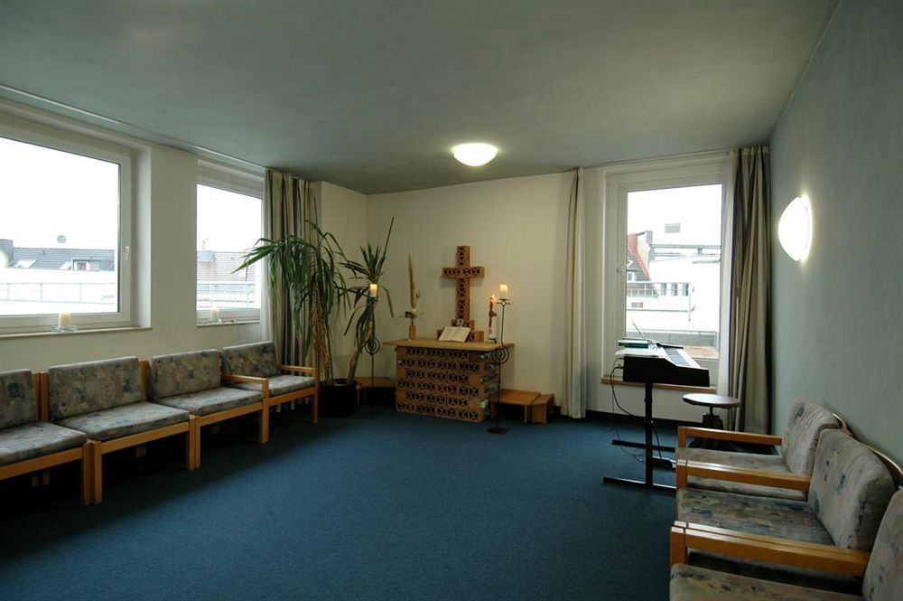 Cvjm Duesseldorf Hotel & Tagung Exteriör bild
